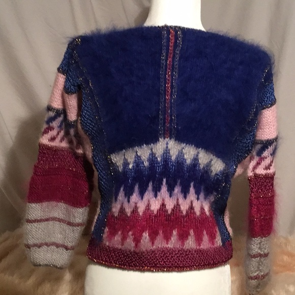 Fine Vintage Knit Sweater - Picture 4 of 4